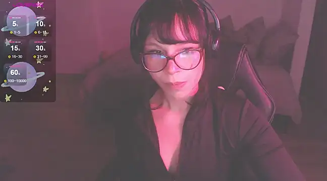 Snapshot of modjo_ chatting on February 2025 05:05:02 AM modjo  online show from February 2025 05:05:02 AM