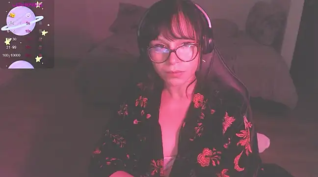 Snapshot of modjo_ chatting on February 2025 07:01:02 AM modjo  online show from February 2025 07:01:02 AM