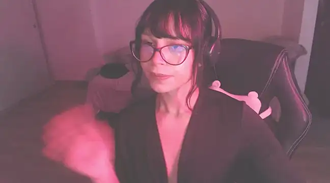 Snapshot of modjo_ chatting on February 2025 09:11:02 PM modjo  online show from February 2025 09:11:02 PM