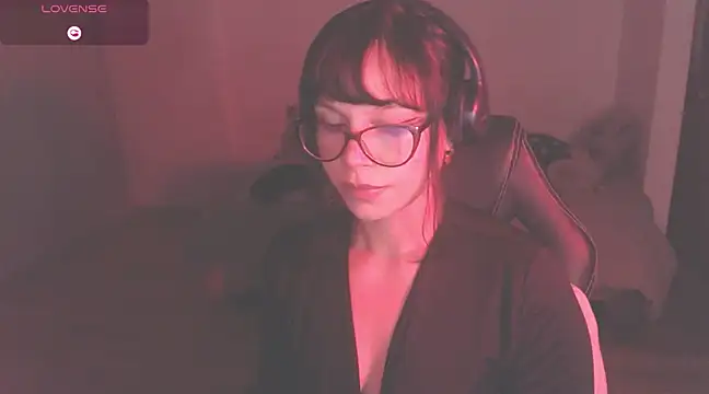 Snapshot of modjo_ chatting on March 2025 04:03:02 AM modjo  online show from March 2025 04:03:02 AM