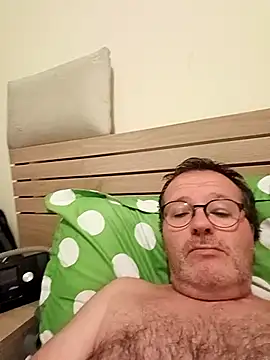 mike9473 online show from September 2025 09:42:01 PM