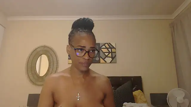 Snapshot of Creamyass22 chatting on March 2025 06:56:01 PM Creamyass22 online show from March 2025 06:56:01 PM