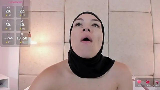 aisha vs online show from February 2026 12:20:01 PM