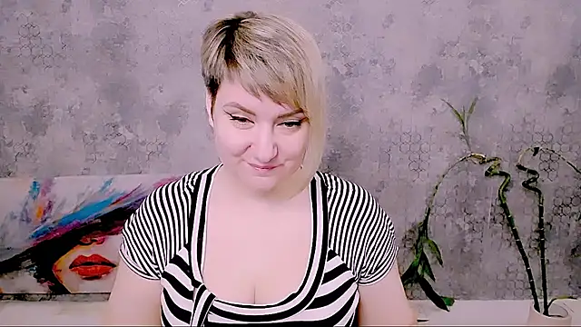 Djullia online show from April 2026 06:11:02 AM