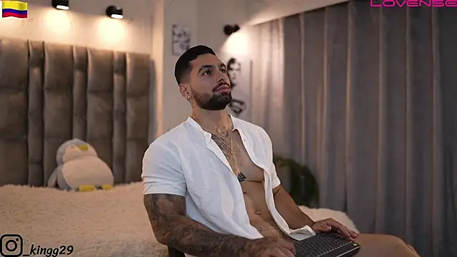 Snapshot of john_king29 chatting on November 2025 12:02:02 PM john king29 online show from November 2025 12:02:02 PM