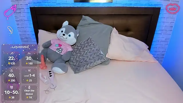 mila katts online show from February 2025 04:46:01 AM