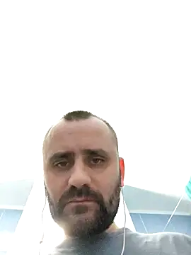 Snapshot of Govora chatting on January 2025 01:24:01 AM Govora online show from January 2025 01:24:01 AM