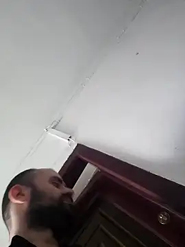 Snapshot of Govora chatting on January 2025 08:32:02 AM Govora online show from January 2025 08:32:02 AM