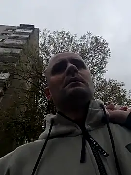 Snapshot of Govora chatting on November 2025 11:55:02 AM Govora online show from November 2025 11:55:02 AM