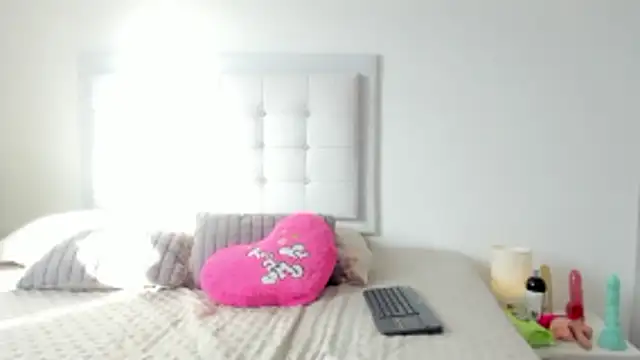 Sofia Blosom online show from October 2025 09:13:01 PM