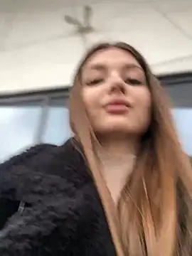 KrisMagnoly online show from March 2025 02:13:01 PM