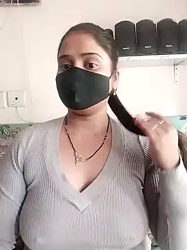 Snapshot of Janhvi_Bhabhi chatting on January 2025 10:45:01 AM Janhvi Bhabhi online show from January 2025 10:45:01 AM