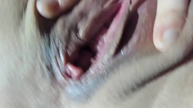 Snapshot of FrumCake chatting on January 2025 03:43:02 AM FrumCake online show from January 2025 03:43:02 AM