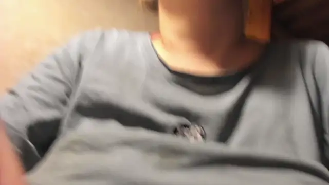 Snapshot of FrumCake chatting on January 2025 12:02:01 AM FrumCake online show from January 2025 12:02:01 AM