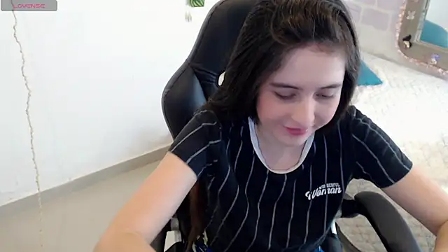 tania sweet   online show from February 2025 04:11:01 PM