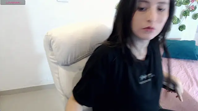 tania sweet   online show from September 2025 03:44:02 PM