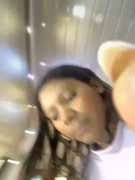 Snapshot of Tayra_Siny chatting on January 2025 04:02:01 PM Tayra Siny online show from January 2025 04:02:01 PM