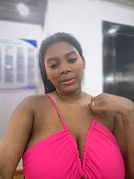 Snapshot of Tayra_Siny chatting on February 2025 02:46:01 PM Tayra Siny online show from February 2025 02:46:01 PM