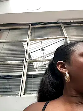 Snapshot of Tayra_Siny chatting on October 2025 08:30:02 PM Tayra Siny online show from October 2025 08:30:02 PM