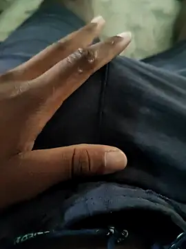 Arthu2r online show from December 2025 11:48:01 AM