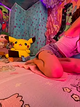 Snapshot of BABYUNICORN chatting on November 2025 07:14:01 PM BABYUNICORN online show from November 2025 07:14:01 PM