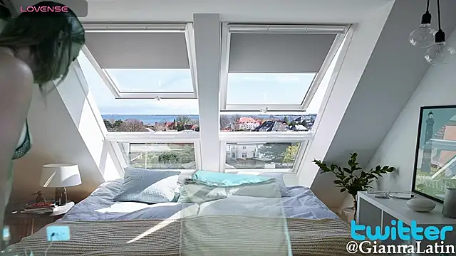 Snapshot of Gianna_latin chatting on January 2025 05:56:02 PM Gianna latin online show from January 2025 05:56:02 PM