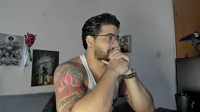 Snapshot of _Coddygold_ chatting on January 2025 12:09:01 PM Coddygold online show from January 2025 12:09:01 PM