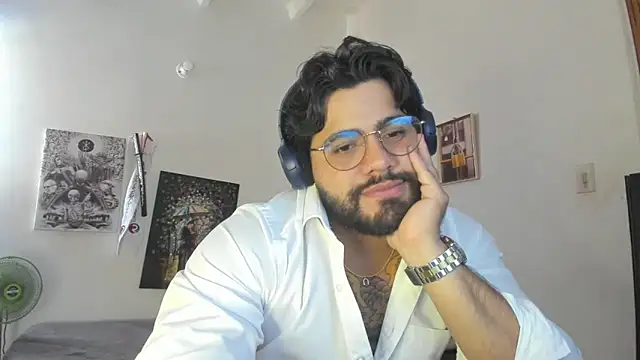 Snapshot of _Coddygold_ chatting on February 2025 02:45:01 PM Coddygold online show from February 2025 02:45:01 PM