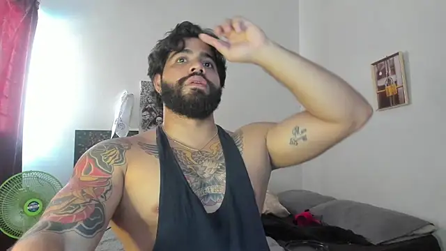 Snapshot of _Coddygold_ chatting on March 2025 02:26:02 PM Coddygold online show from March 2025 02:26:02 PM