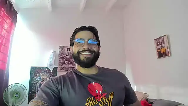 Snapshot of _Coddygold_ chatting on March 2025 09:24:01 PM Coddygold online show from March 2025 09:24:01 PM