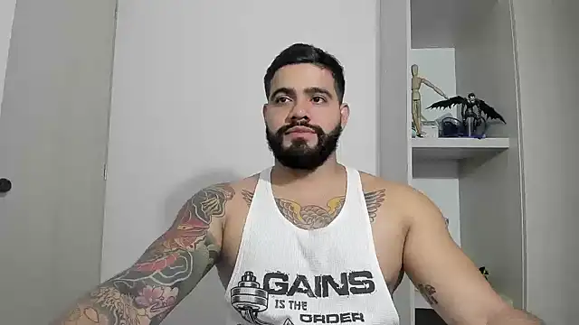 Snapshot of _Coddygold_ chatting on September 2025 12:44:02 AM Coddygold online show from September 2025 12:44:02 AM