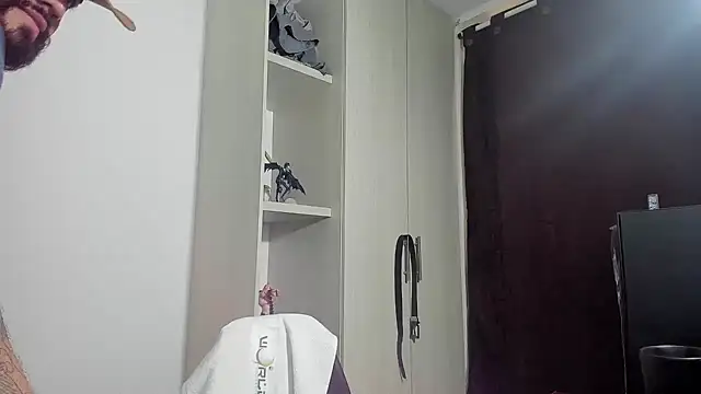 Snapshot of _Coddygold_ chatting on October 2025 01:32:02 PM Coddygold online show from October 2025 01:32:02 PM