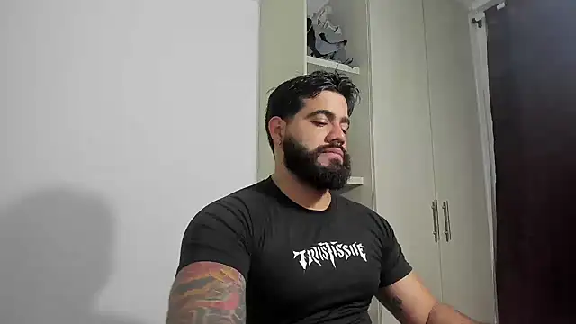 Snapshot of _Coddygold_ chatting on October 2025 11:11:01 AM Coddygold online show from October 2025 11:11:01 AM