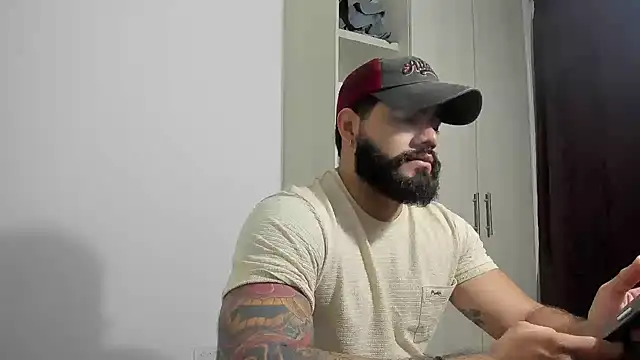 Snapshot of _Coddygold_ chatting on October 2025 10:49:02 AM Coddygold online show from October 2025 10:49:02 AM