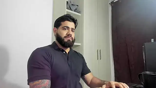 Snapshot of _Coddygold_ chatting on October 2025 12:17:02 PM Coddygold online show from October 2025 12:17:02 PM