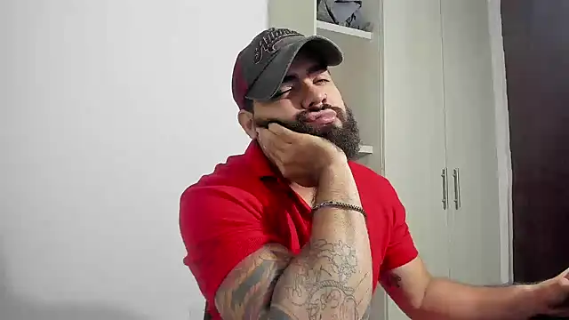 Snapshot of _Coddygold_ chatting on November 2025 12:07:02 PM Coddygold online show from November 2025 12:07:02 PM