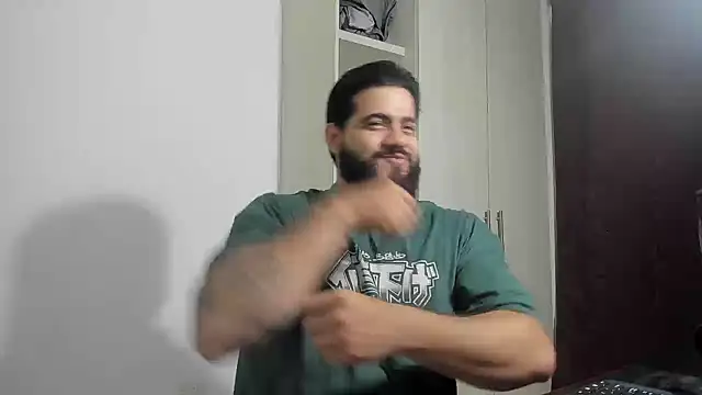 Snapshot of _Coddygold_ chatting on November 2025 12:16:01 PM Coddygold online show from November 2025 12:16:01 PM