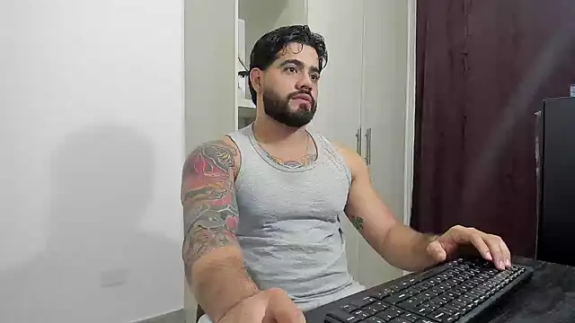 Snapshot of _Coddygold_ chatting on November 2025 11:35:01 PM Coddygold online show from November 2025 11:35:01 PM