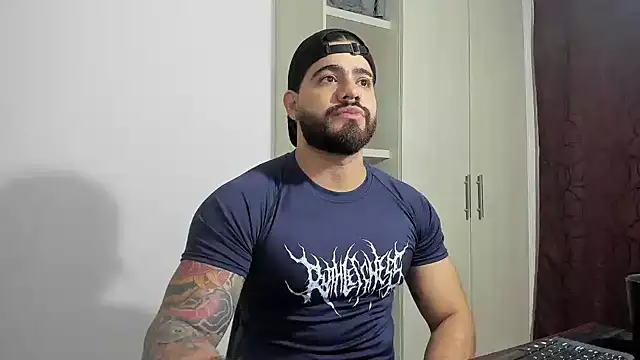 Snapshot of _Coddygold_ chatting on November 2025 11:36:02 AM Coddygold online show from November 2025 11:36:02 AM