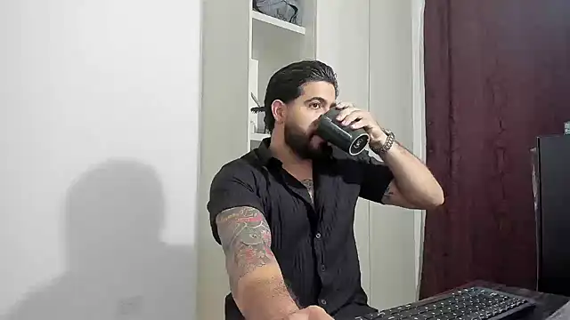 Snapshot of _Coddygold_ chatting on November 2025 11:54:02 AM Coddygold online show from November 2025 11:54:02 AM