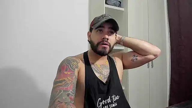 Snapshot of _Coddygold_ chatting on November 2025 03:57:02 PM Coddygold online show from November 2025 03:57:02 PM