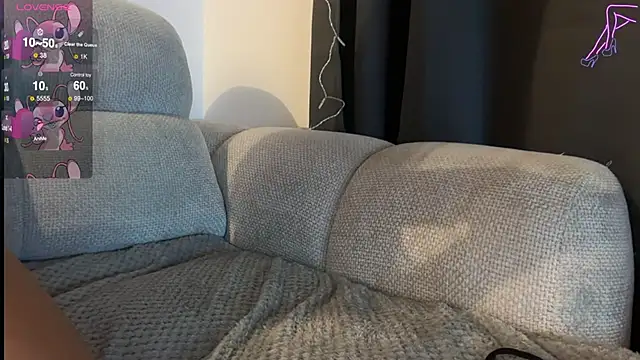 lola0003 online show from April 2026 05:25:01 PM