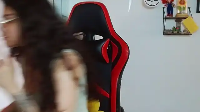 Nikkykora15 online show from January 2025 09:37:01 PM