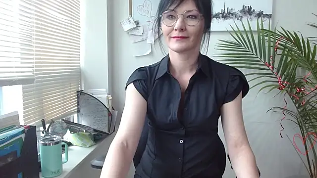 City Kat online show from April 2026 04:36:02 PM