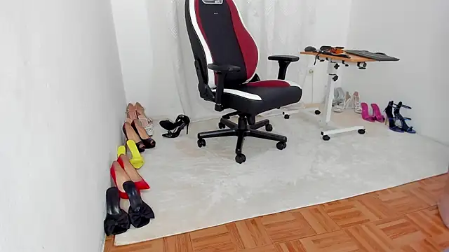 Snapshot of gingirel_ chatting on March 2025 12:04:02 AM gingirel  online show from March 2025 12:04:02 AM