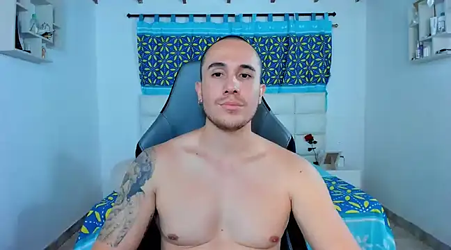 juan  jimenez online show from February 2025 02:12:01 AM