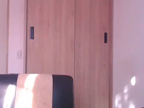 Snapshot of ChrisDamon chatting on October 2025 01:28:01 PM ChrisDamon online show from October 2025 01:28:01 PM