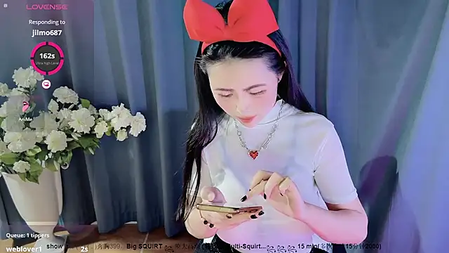 Snapshot of candy-yiyi chatting on December 2024 03:29:02 AM candy-yiyi online show from December 2024 03:29:02 AM