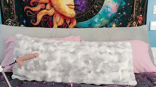 SaraBearXo online show from February 2026 02:14:01 PM