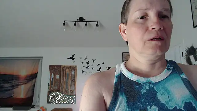 Snapshot of AuroraWillows chatting on November 2025 11:38:02 AM AuroraWillows online show from November 2025 11:38:02 AM